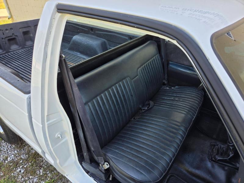 GMC S15 Pickup Special Reg. Cab Short Bed 2WD 1989