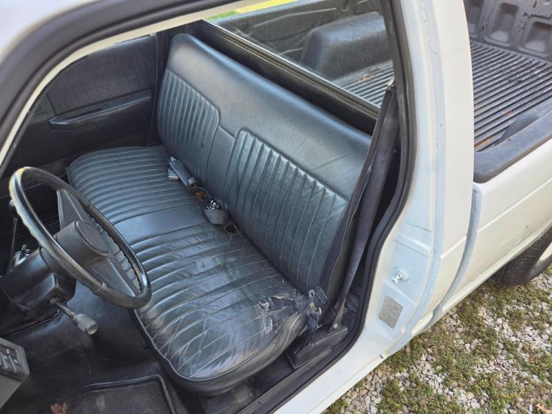 GMC S15 Pickup Special Reg. Cab Short Bed 2WD 1989