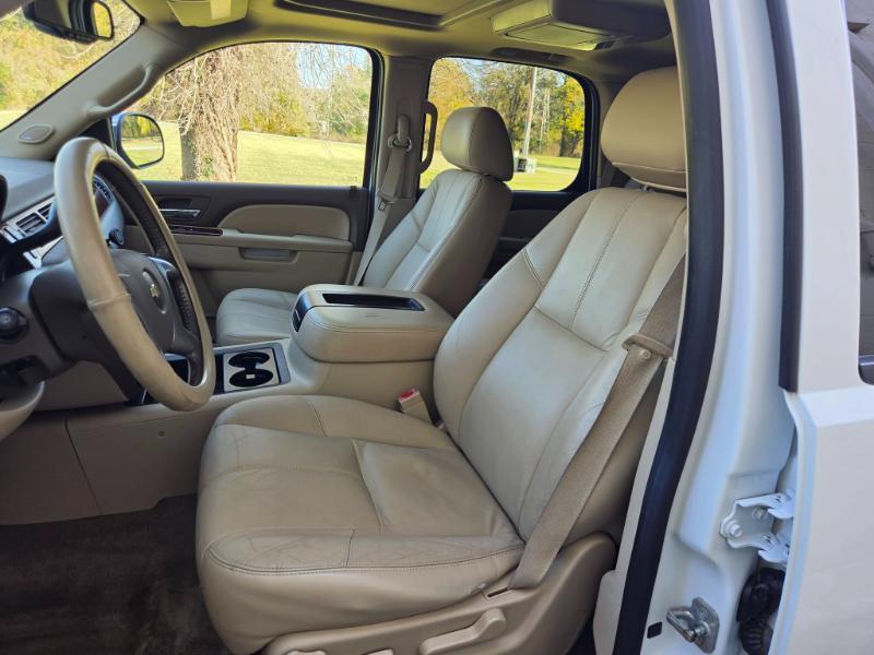 Chevrolet Tahoe LT 4WD 2011