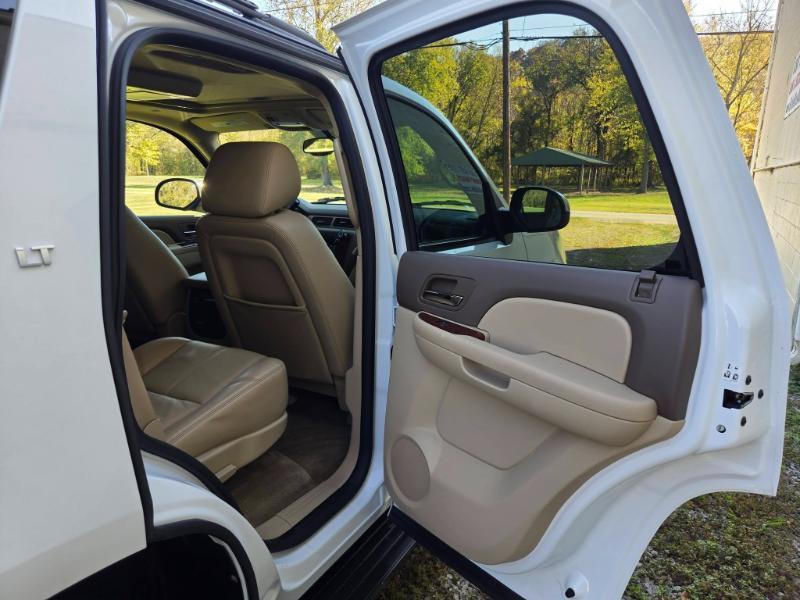 Chevrolet Tahoe LT 4WD 2011