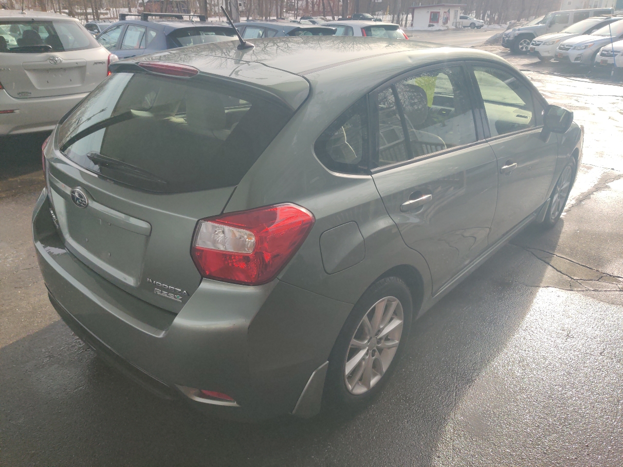 Subaru Impreza 2.0i Premium 5-Door w/All Weather Package 2014