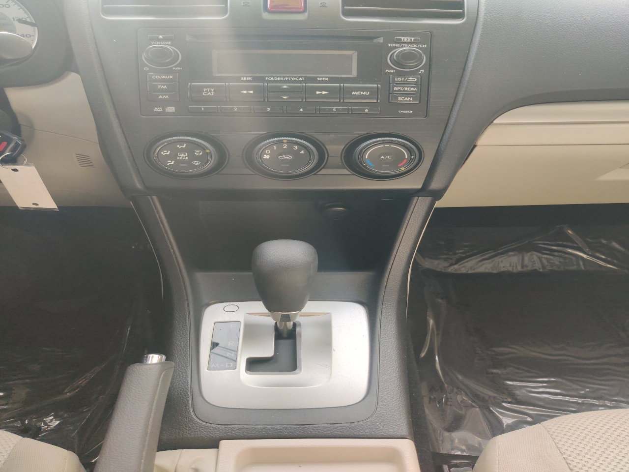 Subaru Impreza 2.0i Premium 5-Door w/All Weather Package 2014