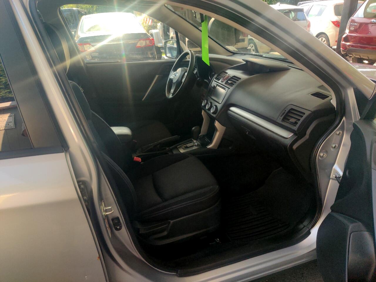 2015 Subaru Forester 2.5i Premium photo 14