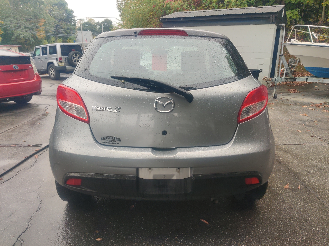 2011 Mazda Mazda2 Sport photo 4