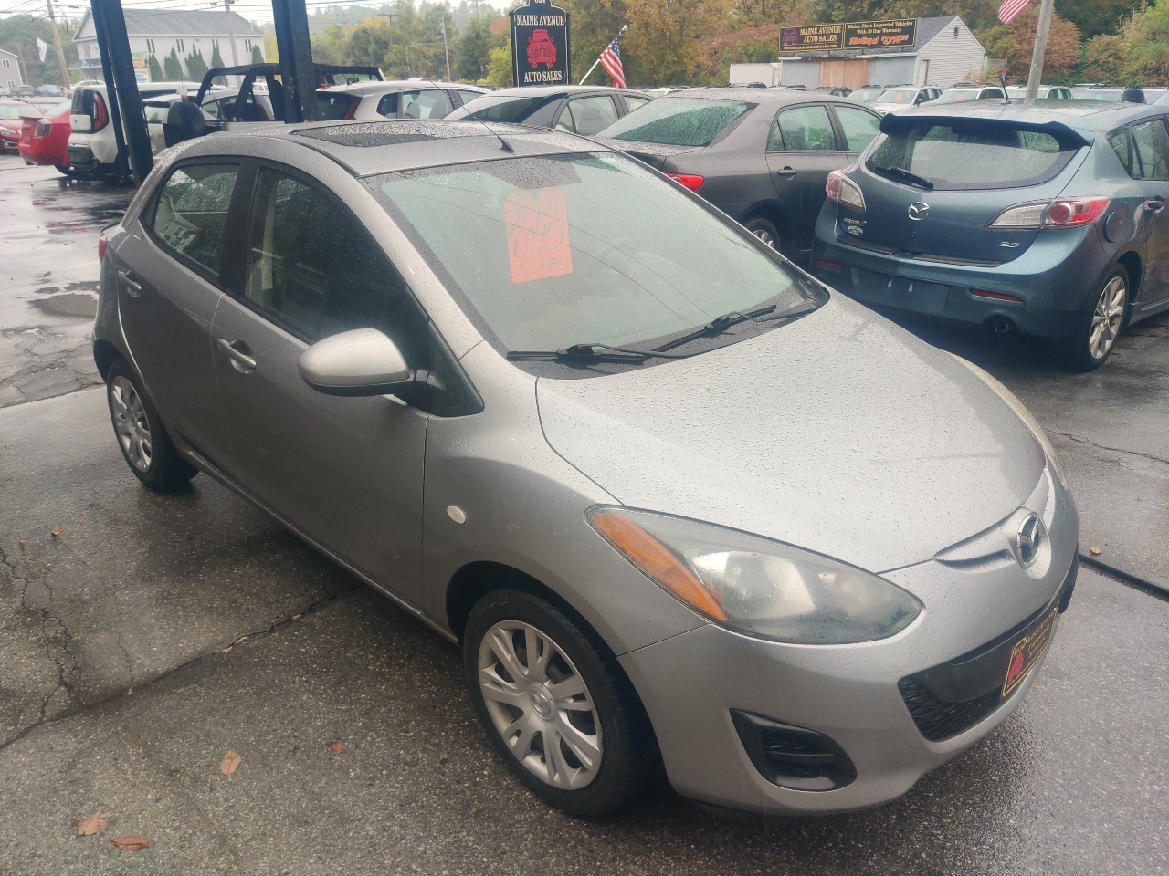 2011 Mazda Mazda2 Sport photo 7