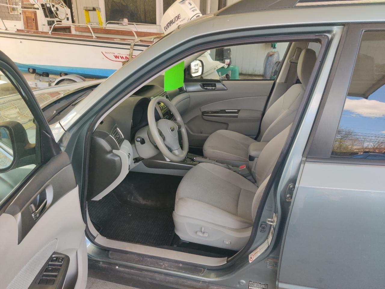 Subaru Forester 2.5X Premium 2012
