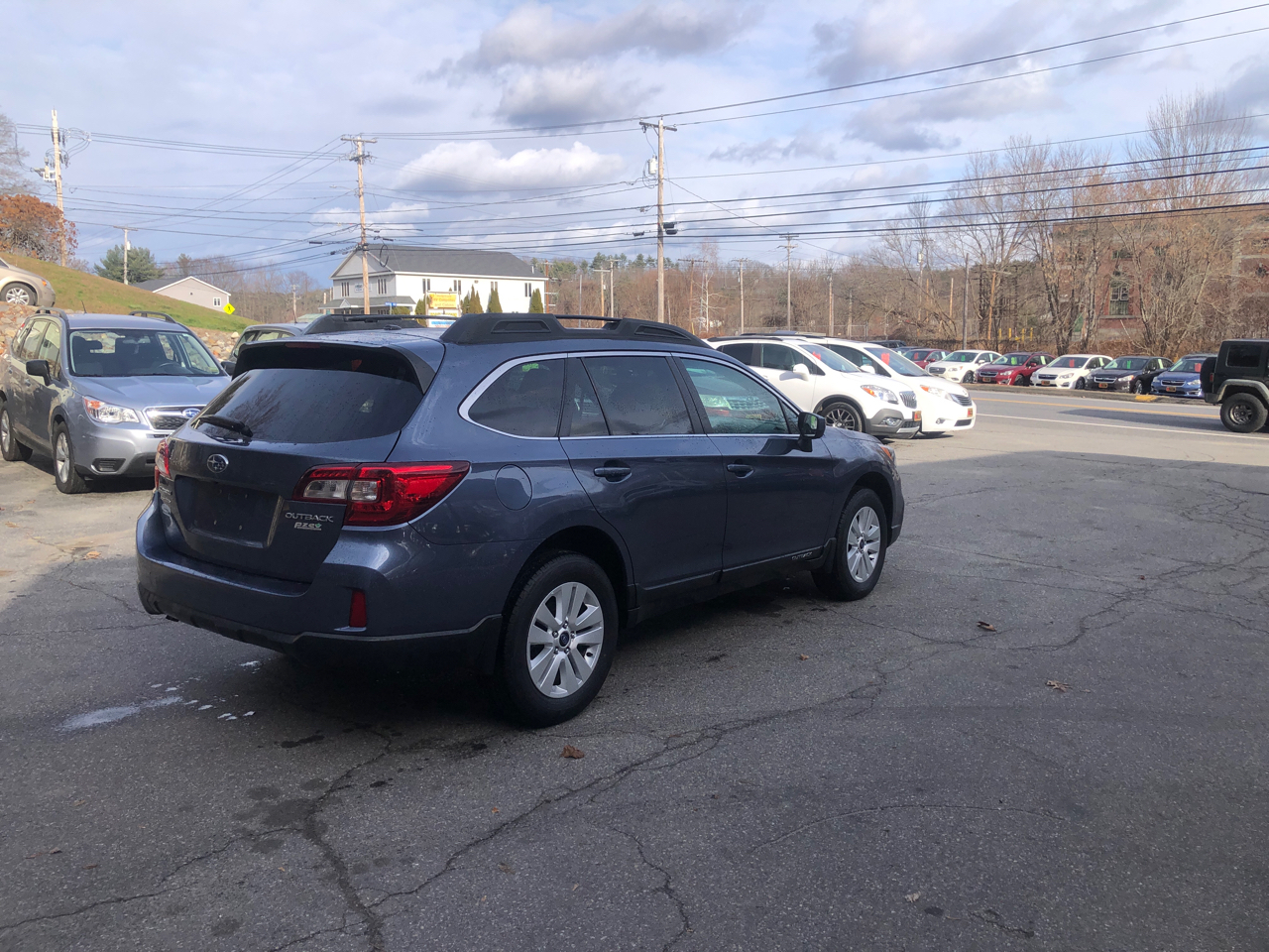2015 Subaru Outback 2.5i Premium photo 3