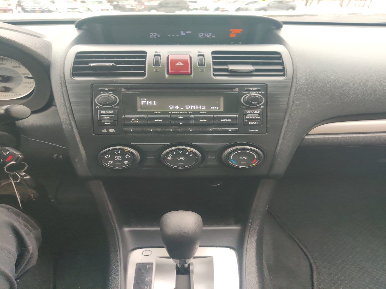 Subaru Impreza Base 5-Door 2014