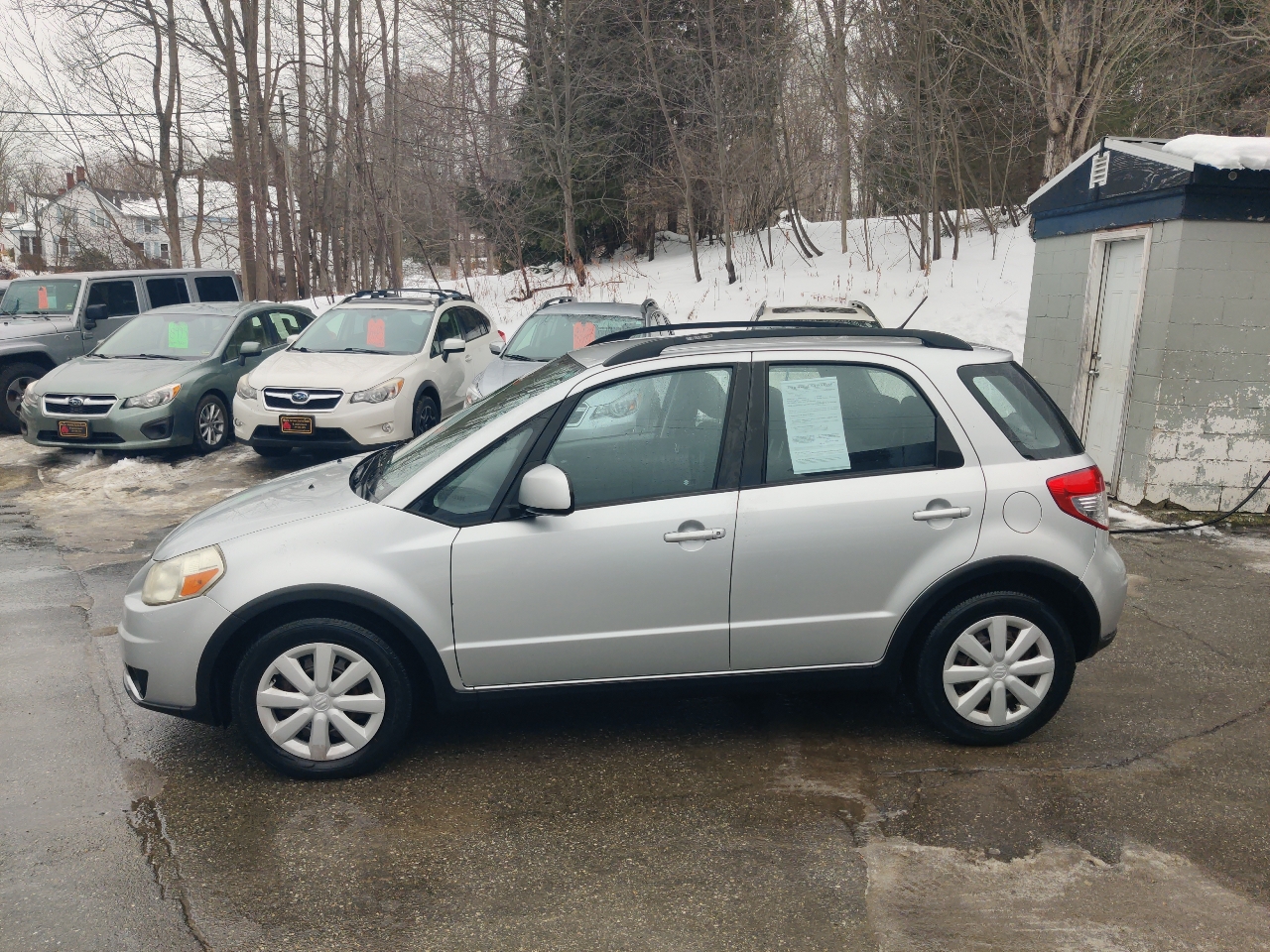 Suzuki SX4 Crossover Base AWD 2011