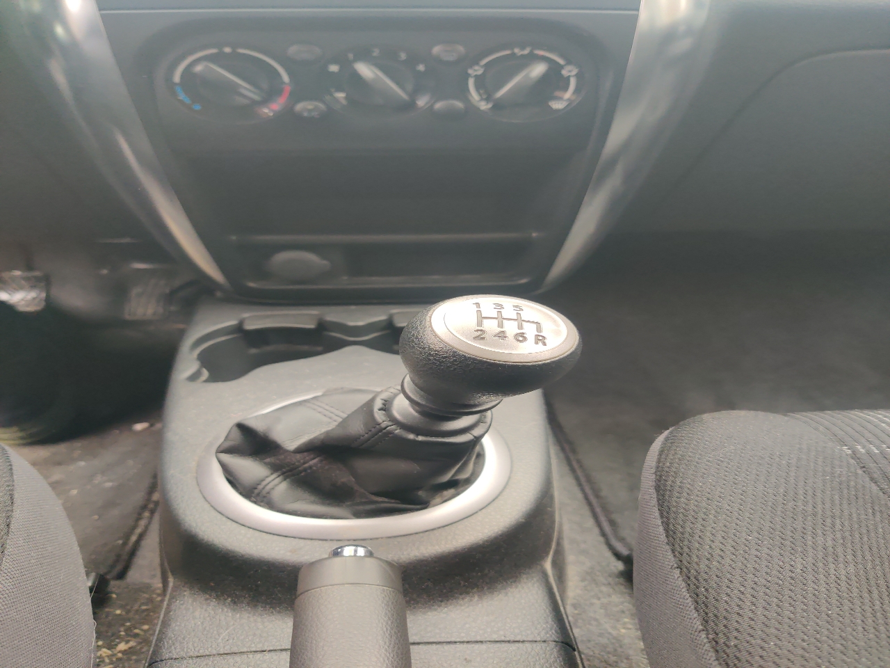 Suzuki SX4 Crossover Base AWD 2011