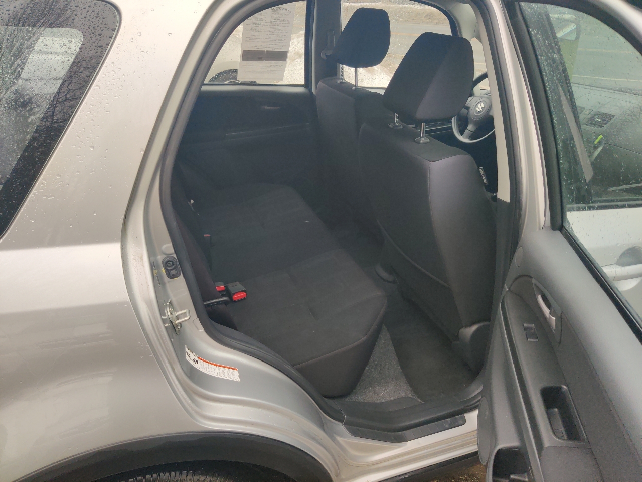 Suzuki SX4 Crossover Base AWD 2011