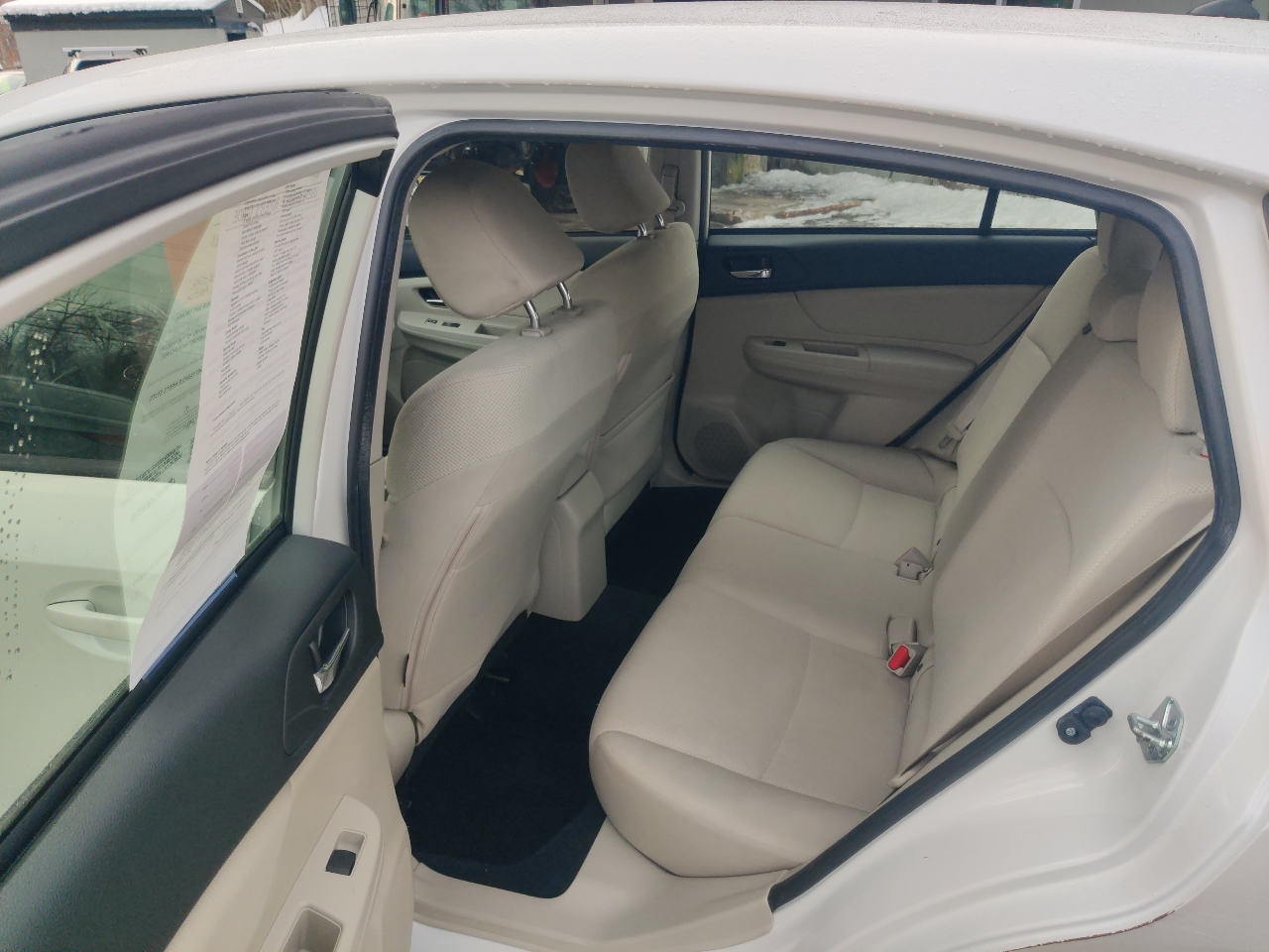 Subaru Impreza Premium 5-Door w/All Weather Package 2012