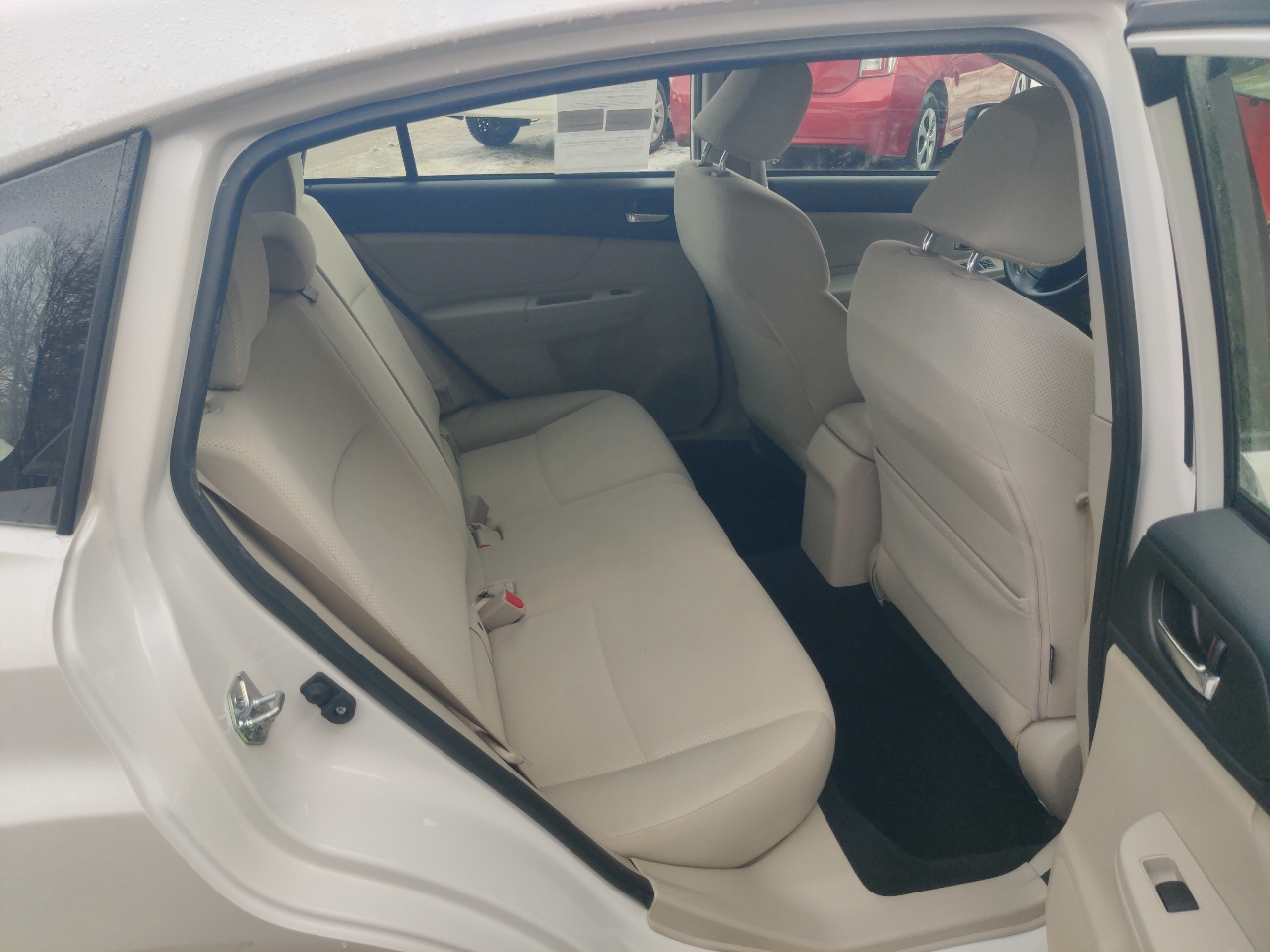 Subaru Impreza Premium 5-Door w/All Weather Package 2012