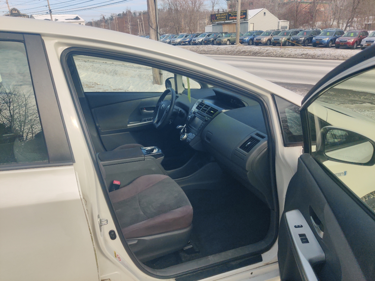 Toyota Prius V Three 2014