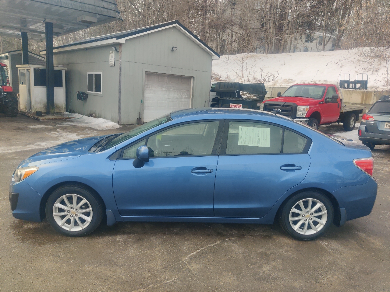 Subaru Impreza 2.0i Premium 4-Door w/All Weather Package 2014