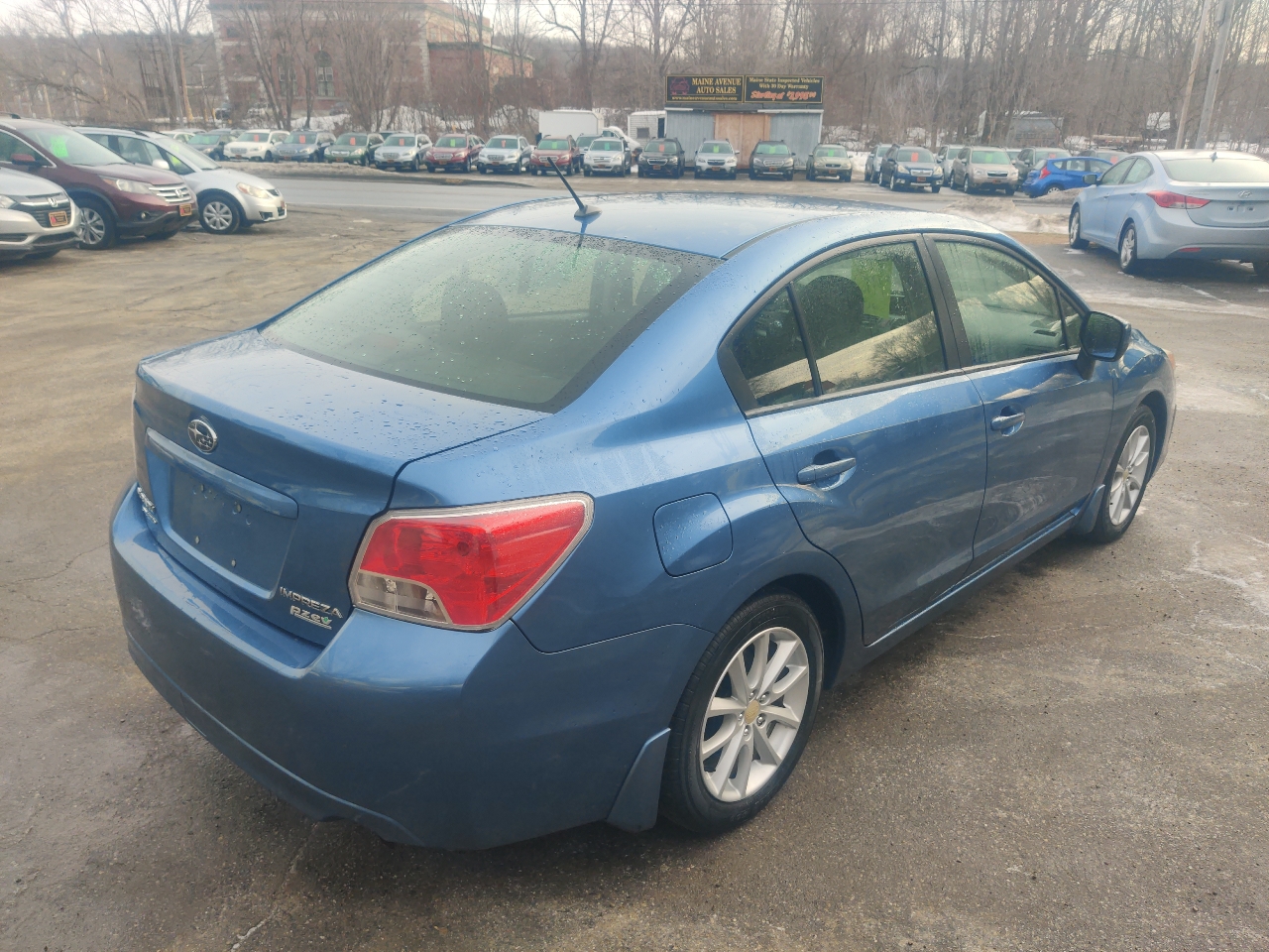 Subaru Impreza 2.0i Premium 4-Door w/All Weather Package 2014