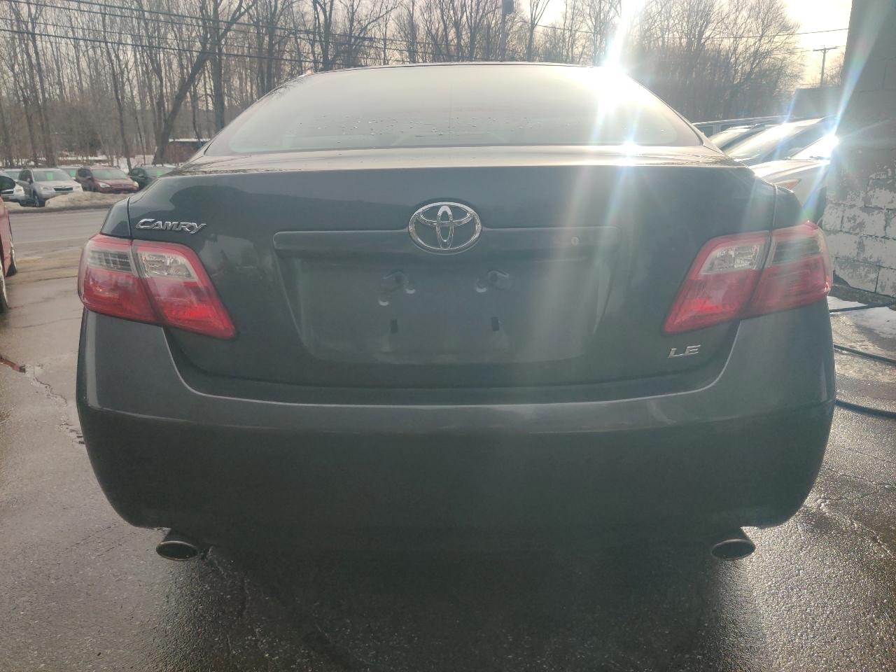 Toyota Camry LE V6 2008