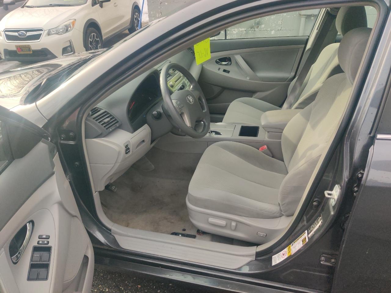 Toyota Camry LE V6 2008