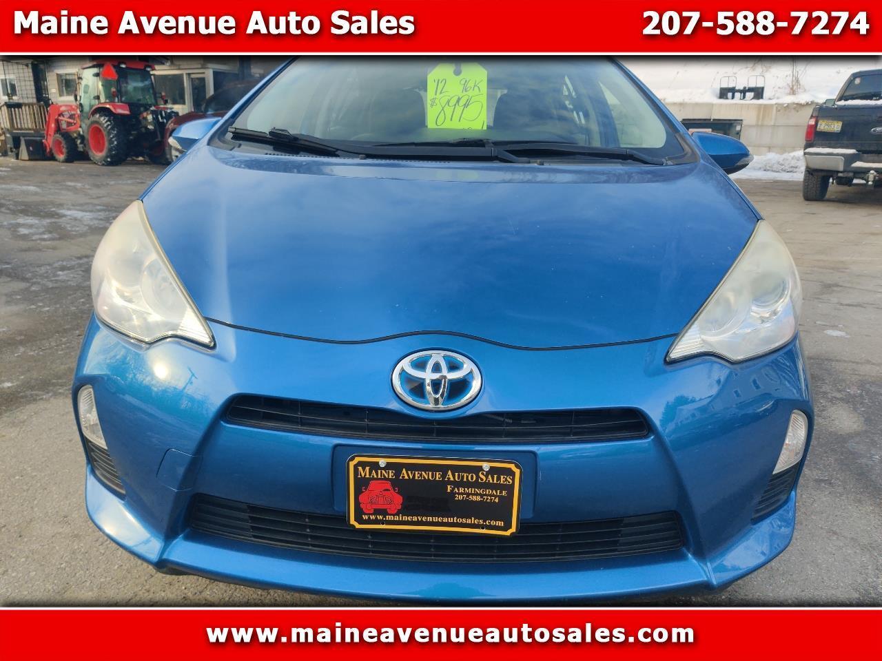 Toyota Prius c One 2012