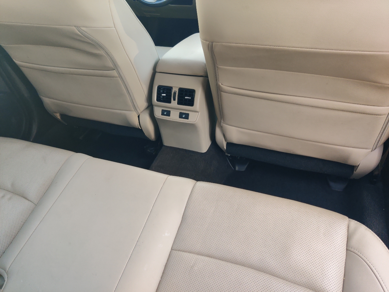 Subaru Legacy 2.5i Limited 2015