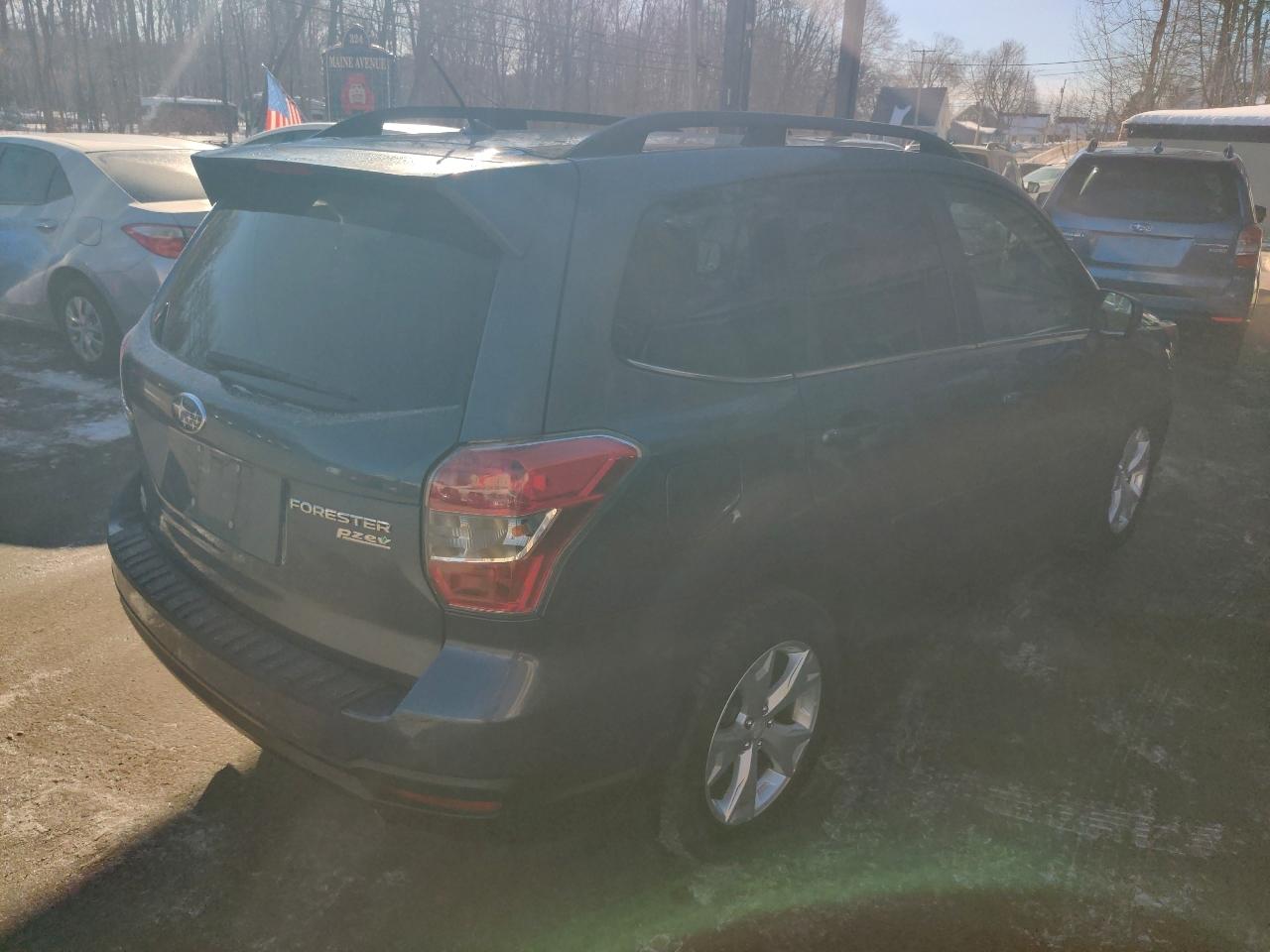 Subaru Forester 2.5i Limited 2014