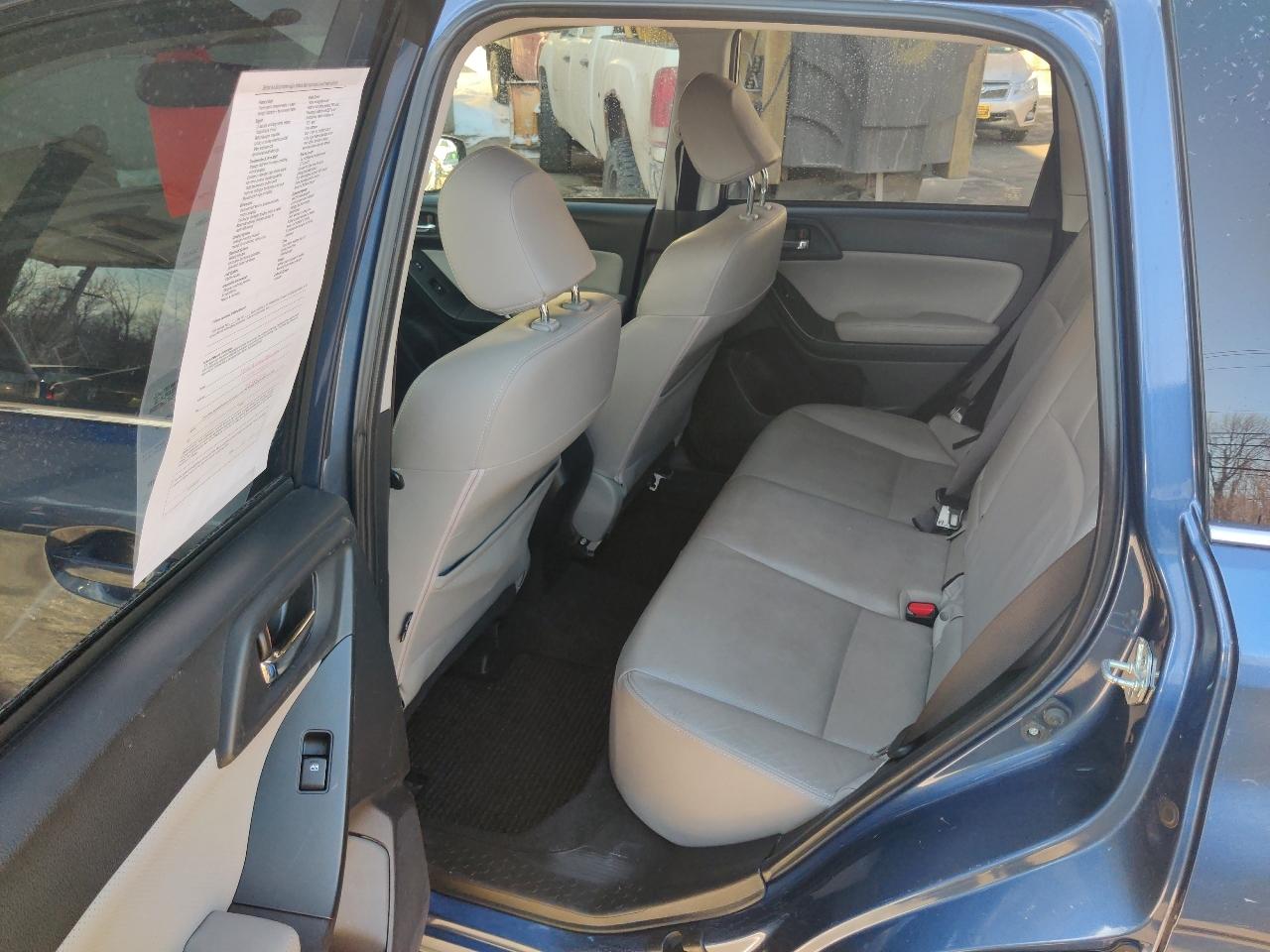 Subaru Forester 2.5i Limited 2014