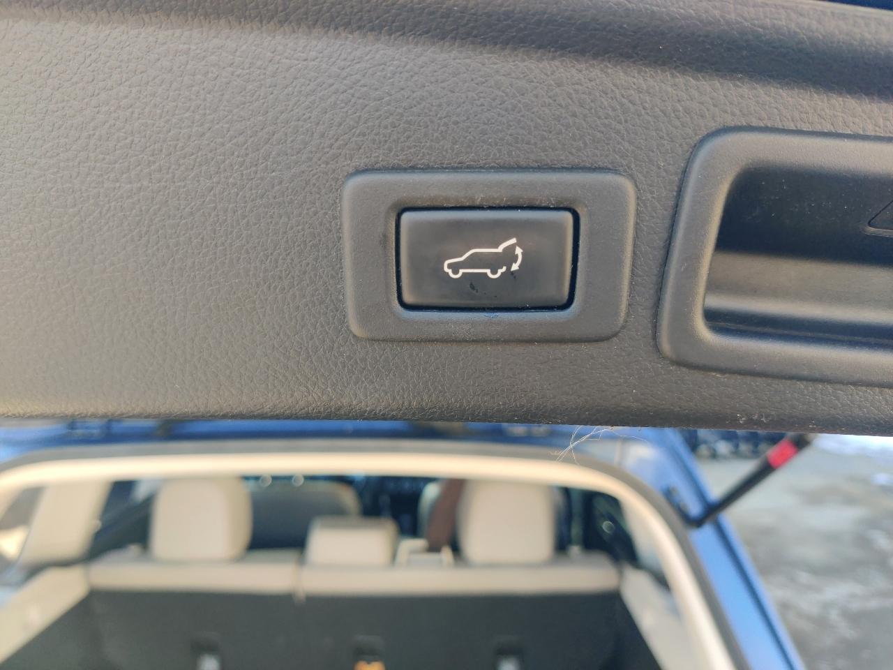 Subaru Forester 2.5i Limited 2014