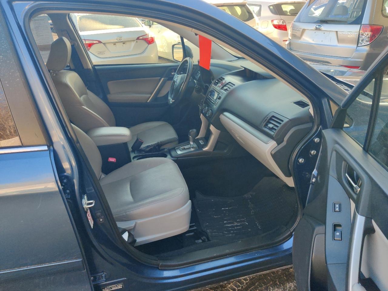 Subaru Forester 2.5i Limited 2014