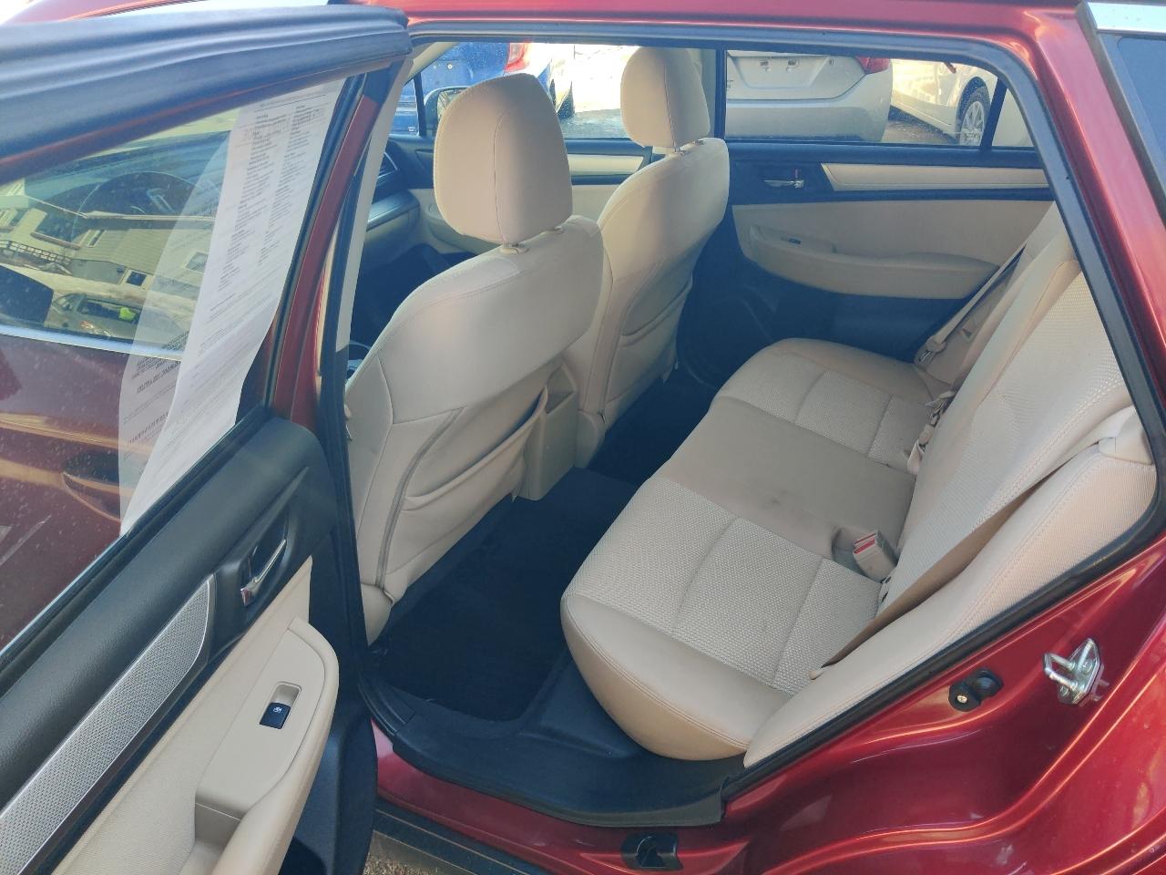 Subaru Outback 2.5i Premium 2015