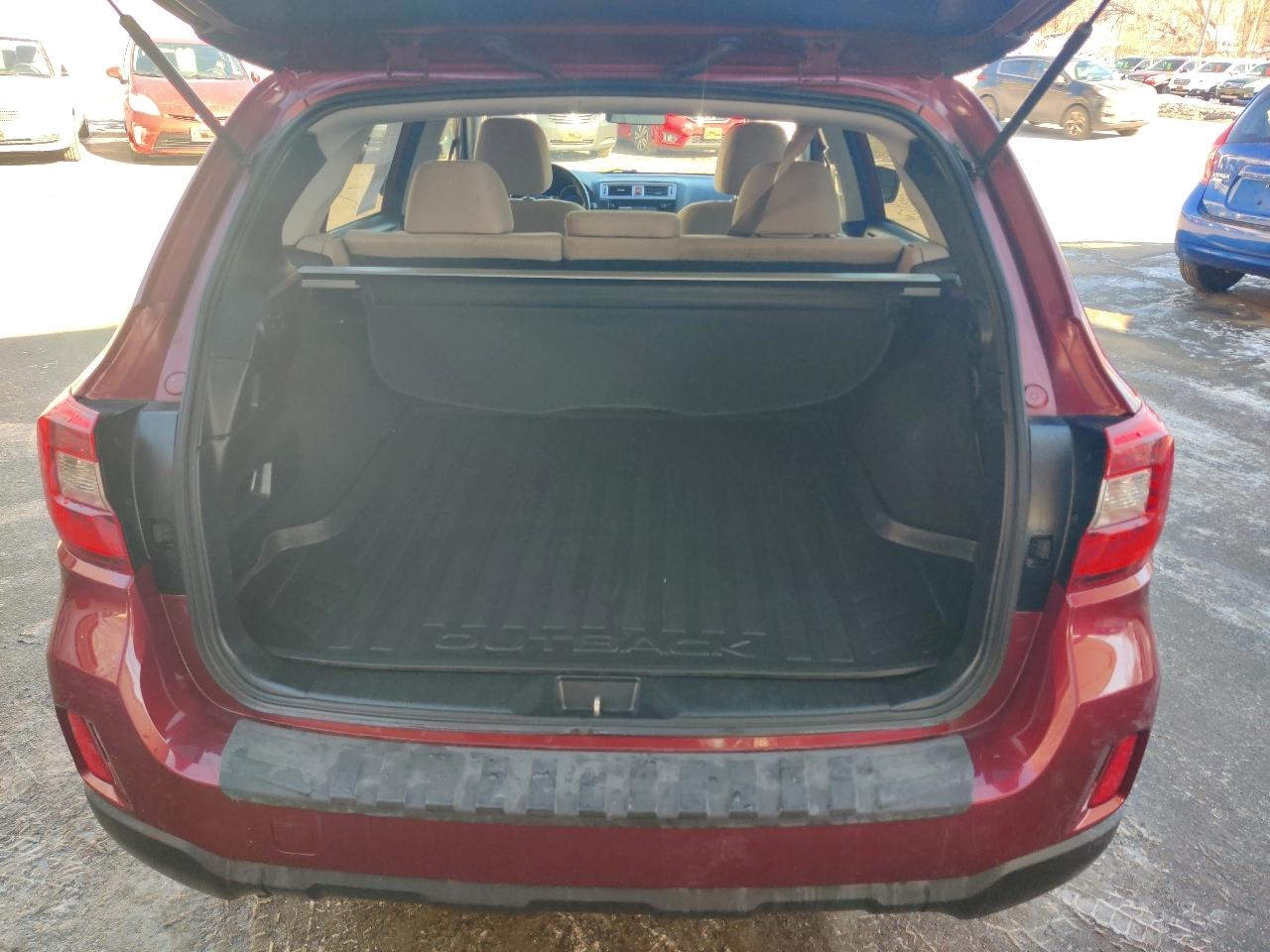 Subaru Outback 2.5i Premium 2015