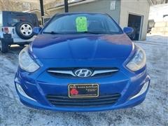 2012 Hyundai Accent 