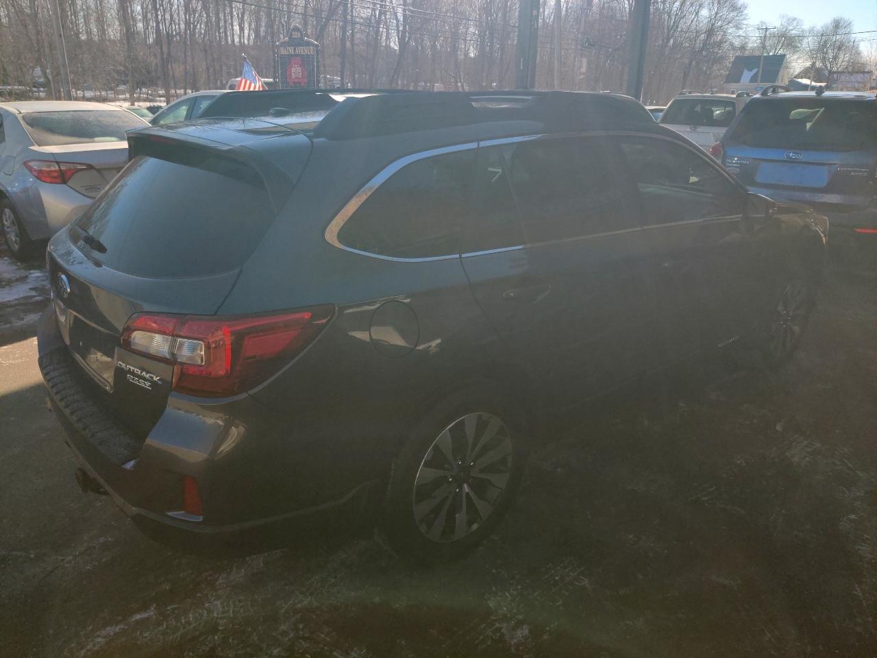 Subaru Outback 2.5i Limited 2015