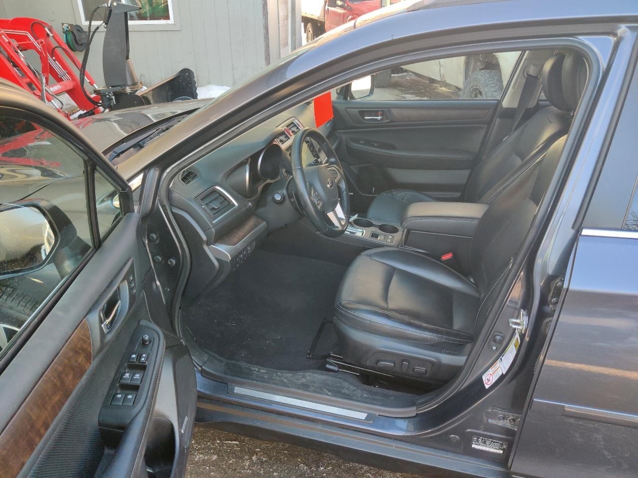 Subaru Outback 2.5i Limited 2015