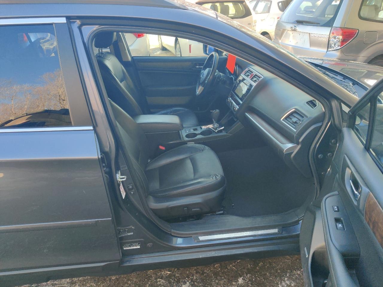 Subaru Outback 2.5i Limited 2015