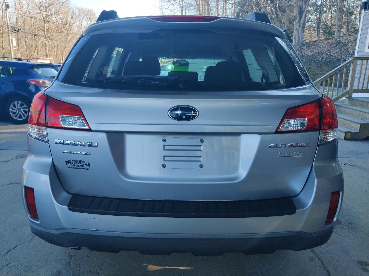 Subaru Outback 2.5i 2012