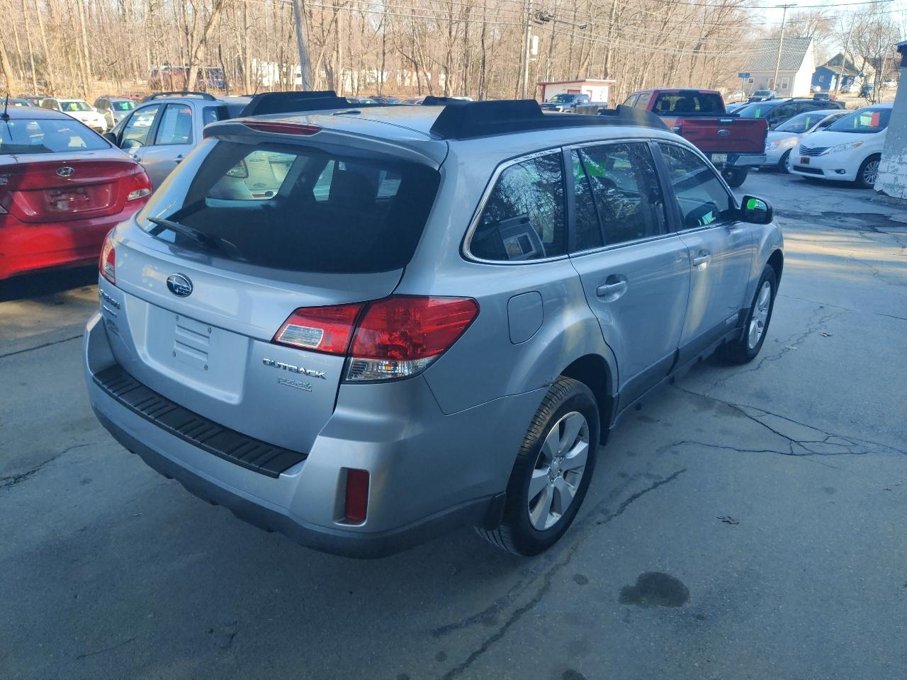 Subaru Outback 2.5i 2012