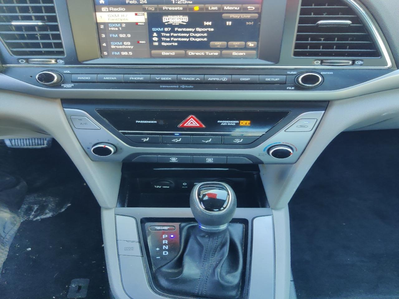 Hyundai Elantra Limited 2017