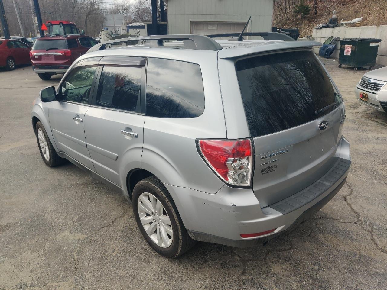 Subaru Forester  2012