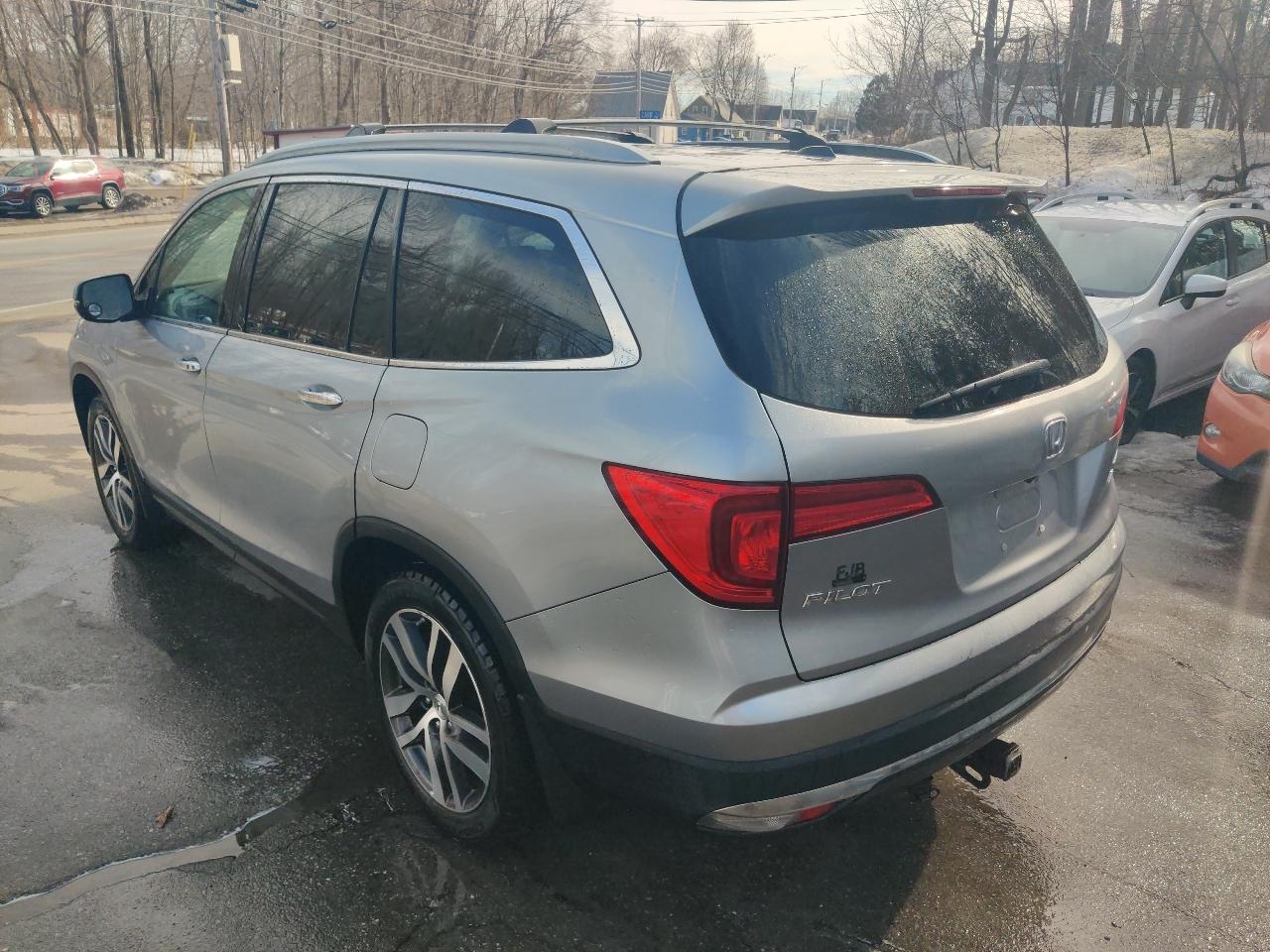 Honda Pilot Touring 4WD 2016