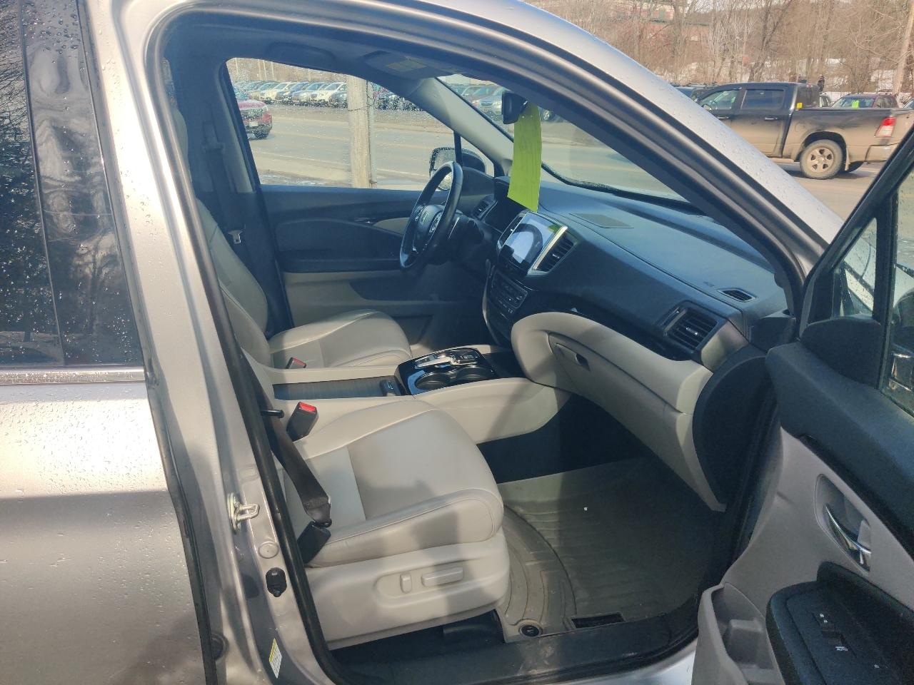 Honda Pilot Touring 4WD 2016