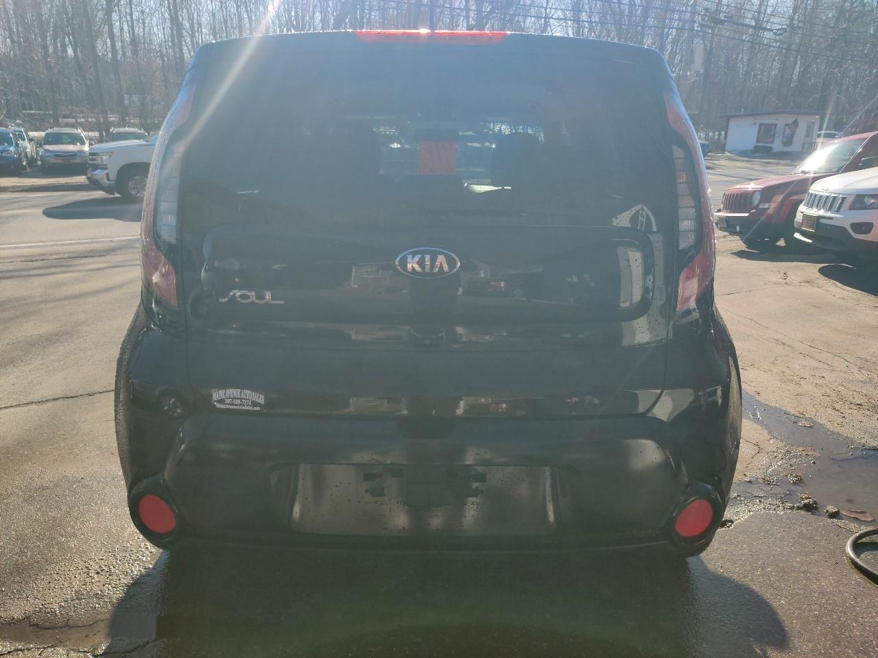 Kia Soul + w/Signature 2.0 Special Edition 2016