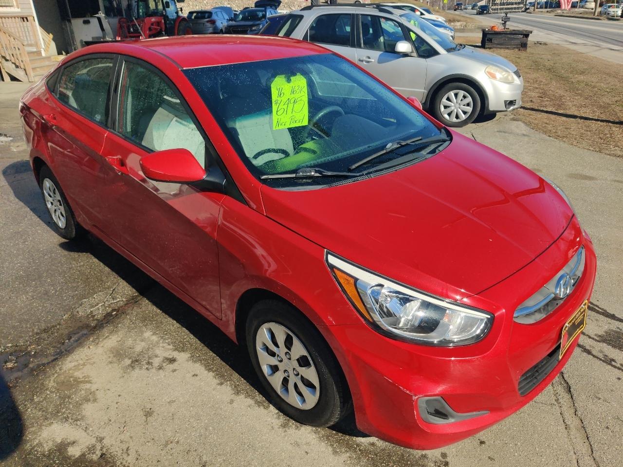 Hyundai Accent SE 4-Door 6A 2016