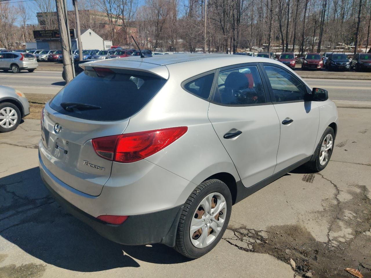 Hyundai Tucson GL Auto FWD 2011