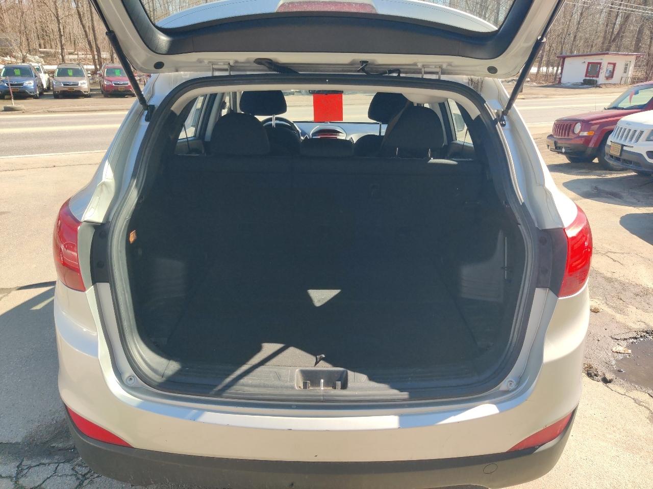 Hyundai Tucson GL Auto FWD 2011