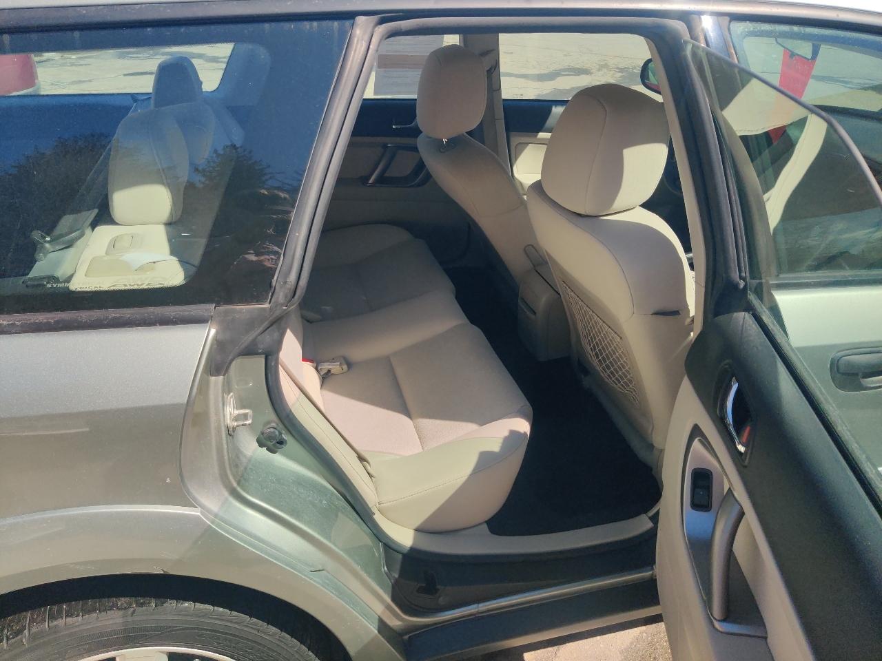 Subaru Outback 2.5i 2009