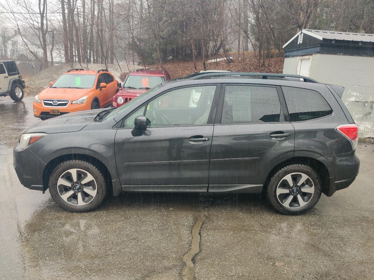 Subaru Forester 2.5i Premium PZEV CVT 2017