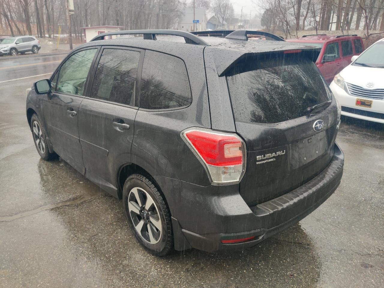 Subaru Forester 2.5i Premium PZEV CVT 2017