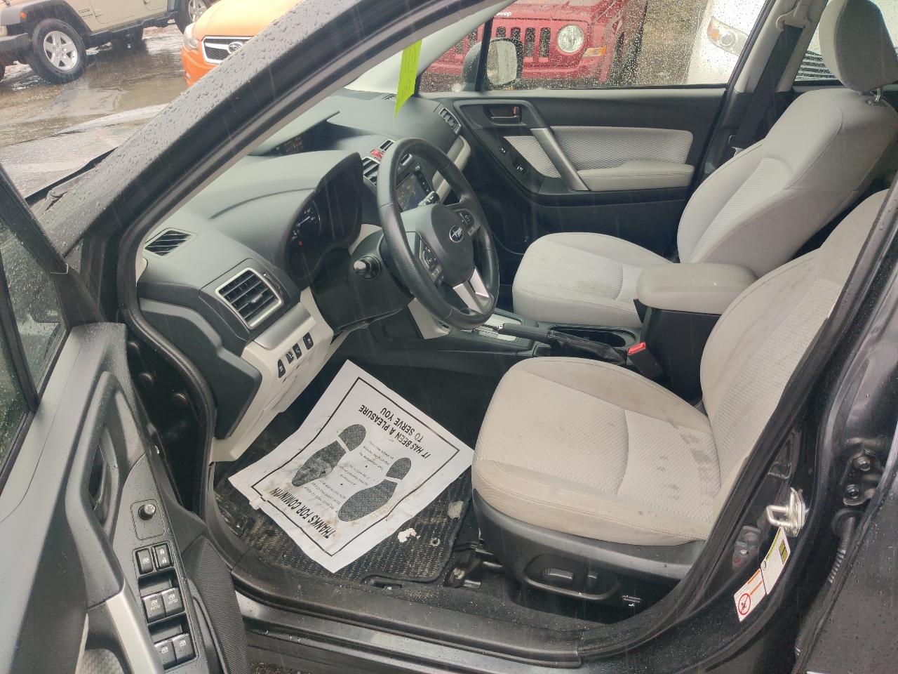 Subaru Forester 2.5i Premium PZEV CVT 2017