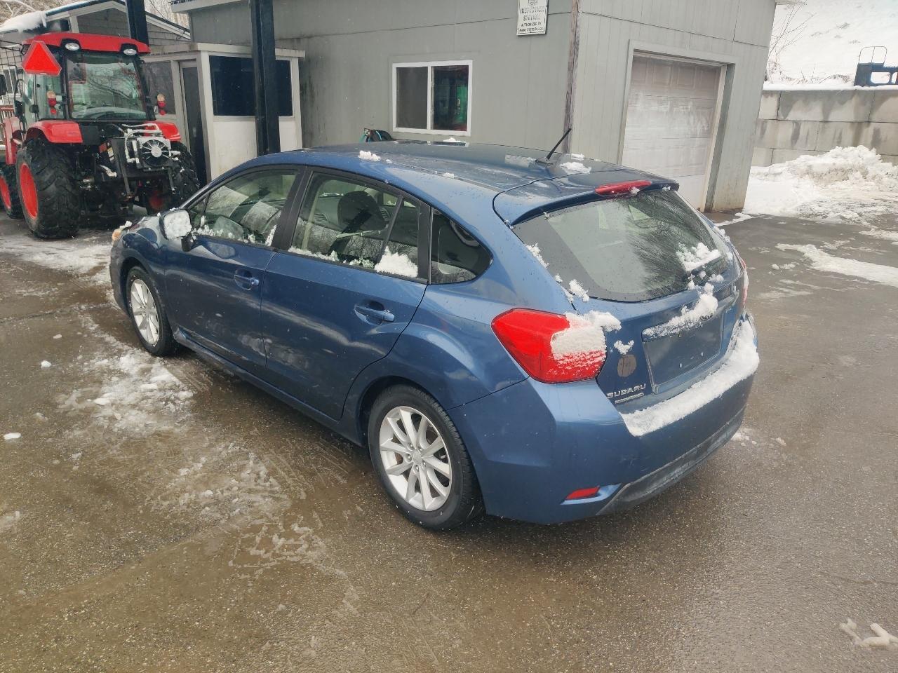 Subaru Impreza Premium 5-Door w/All Weather Package 2012