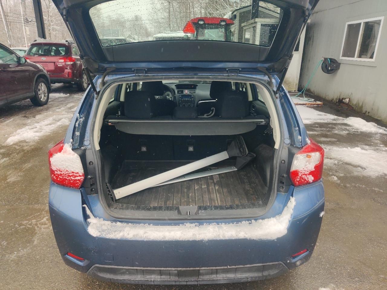 Subaru Impreza Premium 5-Door w/All Weather Package 2012